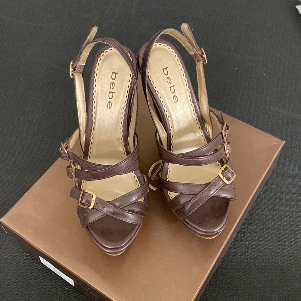 Bebe Brittany Sandel Brown Wedge Wooden Platform Heels, Size 7
